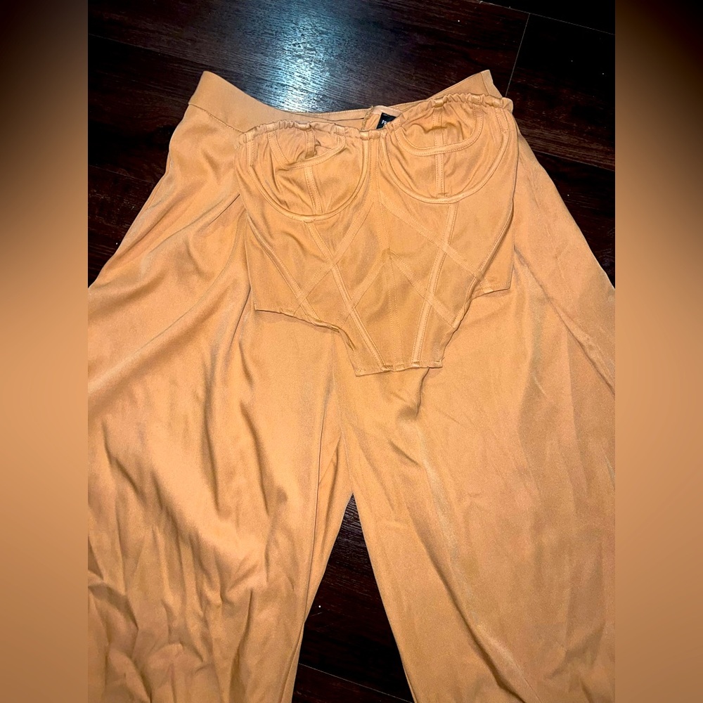 Two piece light peach set